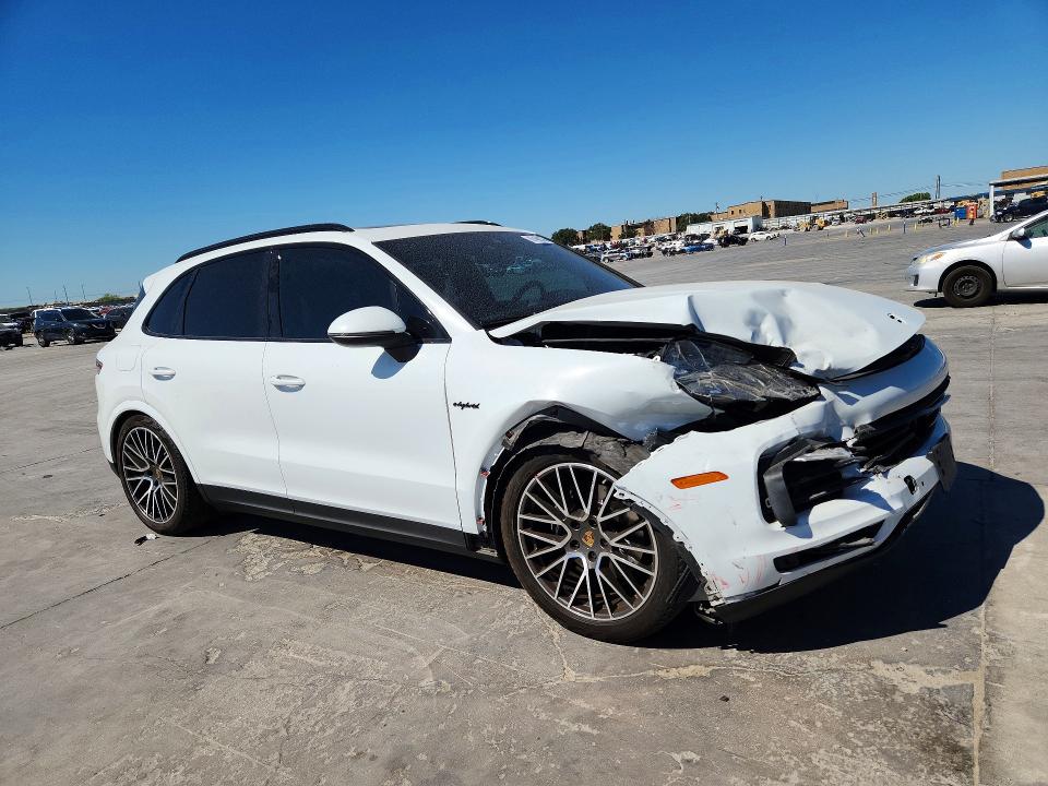 Photo 4 from auction – 2021 PORSCHE CAYENNE with VIN WP1AE2AY9MDA24350