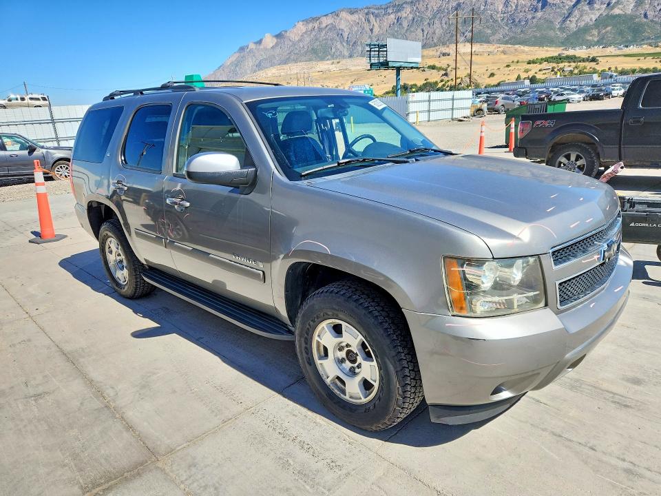 Photo 4 from auction – 2008 CHEVROLET TAHOE with VIN 1GNFK13088R112274