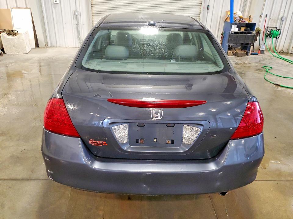 Photo 6 from auction – 2006 HONDA ACCORD with VIN 1HGCM56816A024744