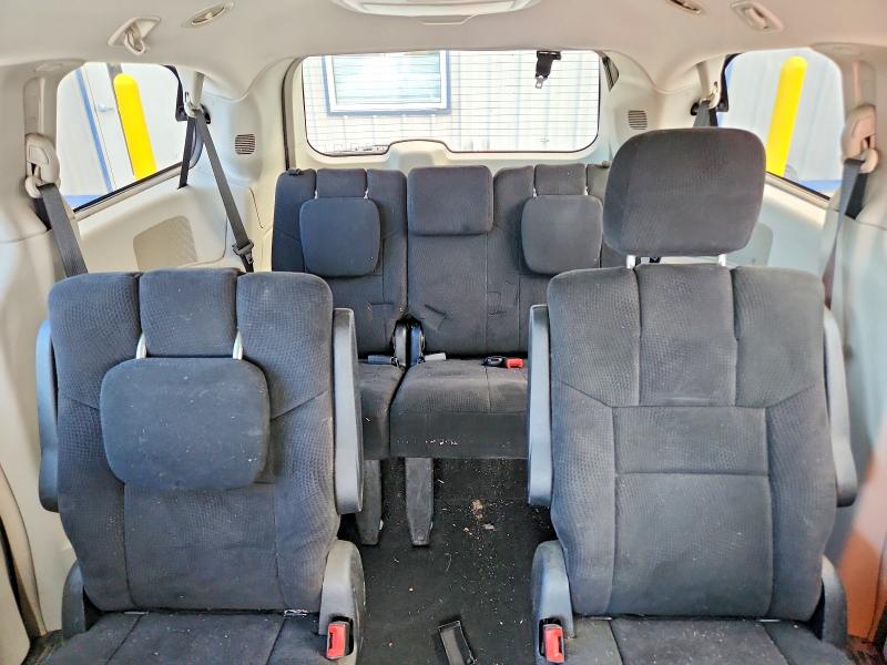 Photo 10 from auction – 2011 CHRYSLER TOWN & COUNTRY with VIN 2A4RR5DG7BR768417