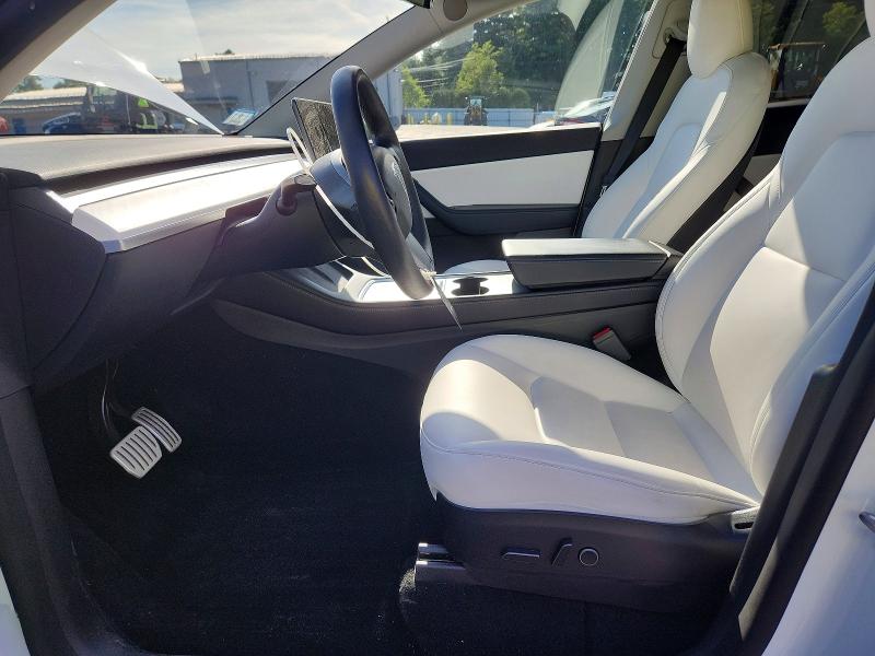 Photo 7 from auction – 2022 TESLA MODEL Y with VIN 7SAYGDEF5NF455828
