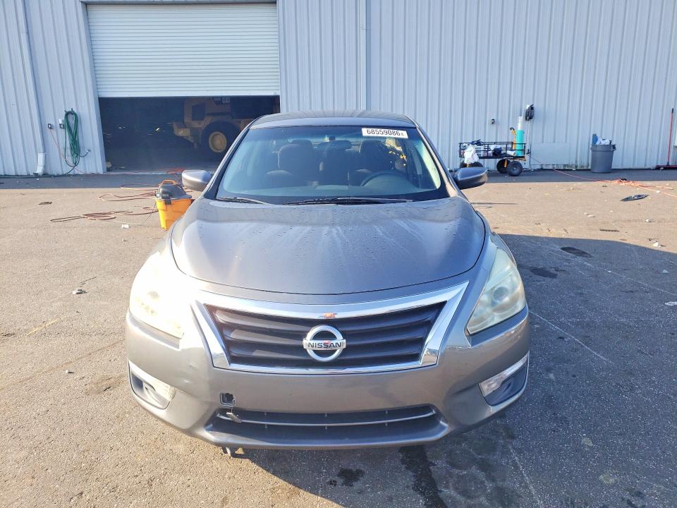 Снимка 5 от търг – 2015 NISSAN ALTIMA с VIN 1N4AL3AP1FN372540