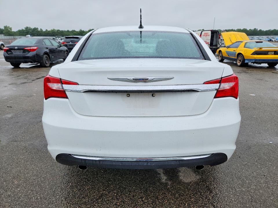 Фото 6 с аукциона – 2014 CHRYSLER 200 с VIN 1C3CCBAG2EN178731