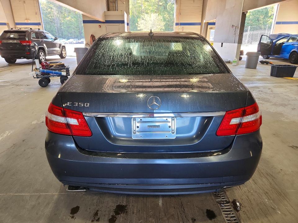 Фото 6 с аукциона – 2010 MERCEDES-BENZ E с VIN WDDHF5GB2AA047148