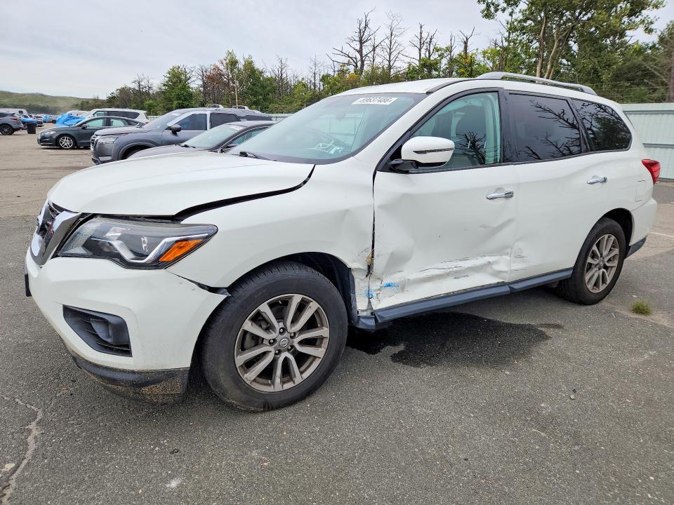 NISSAN PATHFINDER 2017 с VIN 5N1DR2MM8HC690084 - Снимка от търг
