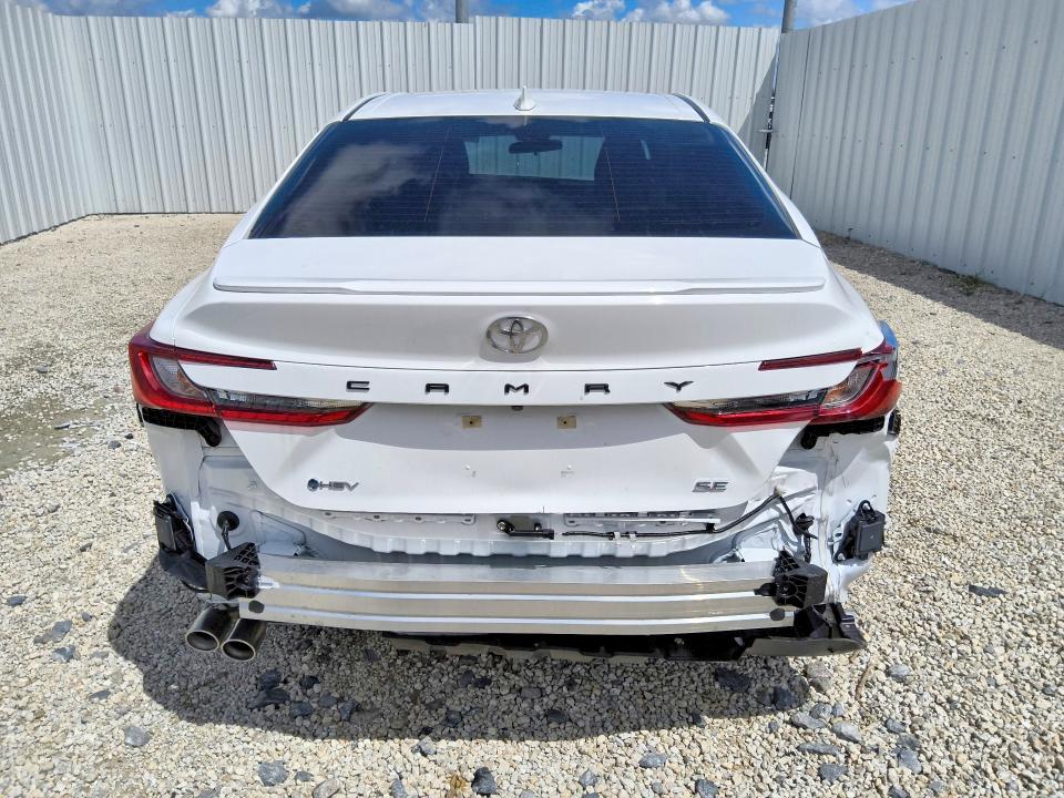 Photo 6 from auction – 2026 TOYOTA CAMRY with VIN 4T1DAACK0TU241891