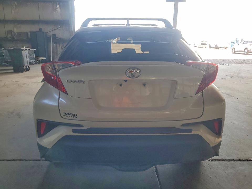 Photo 6 from auction – 2018 TOYOTA C-HR with VIN NMTKHMBX6JR026375