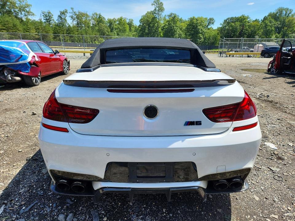 Foto 6 de la subasta – 2013 BMW M6 con VIN WBSLZ9C51DC985758
