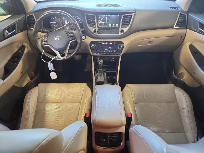 Photo 8 from auction – 2017 HYUNDAI TUCSON with VIN KM8J3CA22HU594913