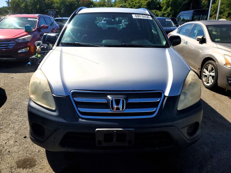 Photo 5 from auction – 2005 HONDA CR-V with VIN SHSRD78555U332571