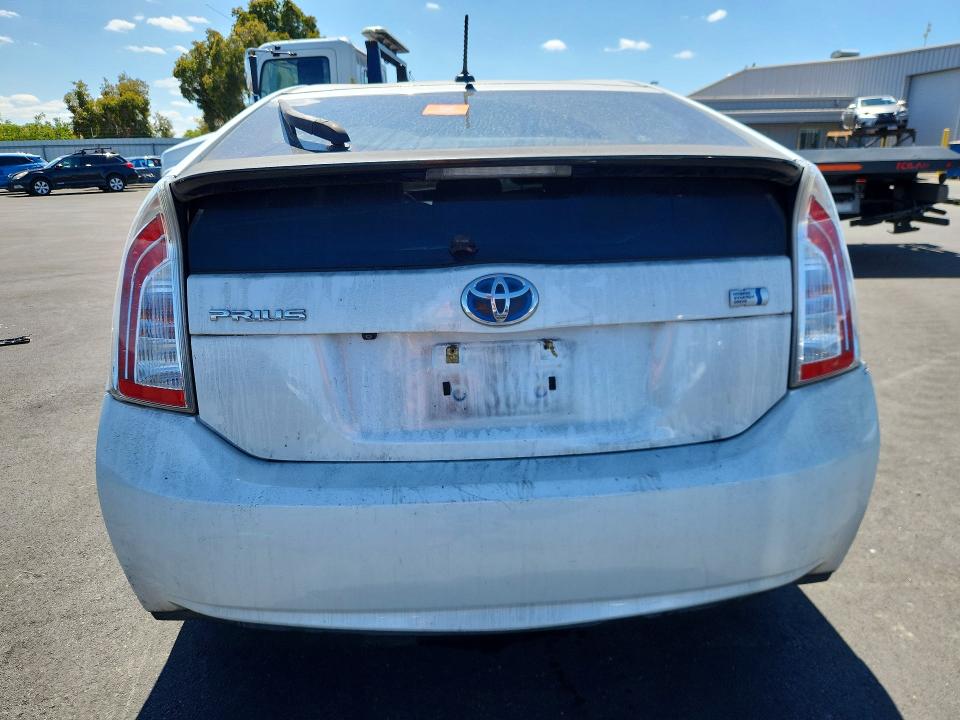 Photo 6 from auction – 2013 TOYOTA PRIUS with VIN JTDKN3DU4D5558726