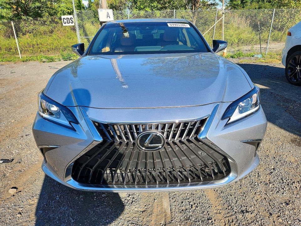 Photo 5 from auction – 2025 LEXUS ES 350 with VIN 58ADZ1B18SU202796