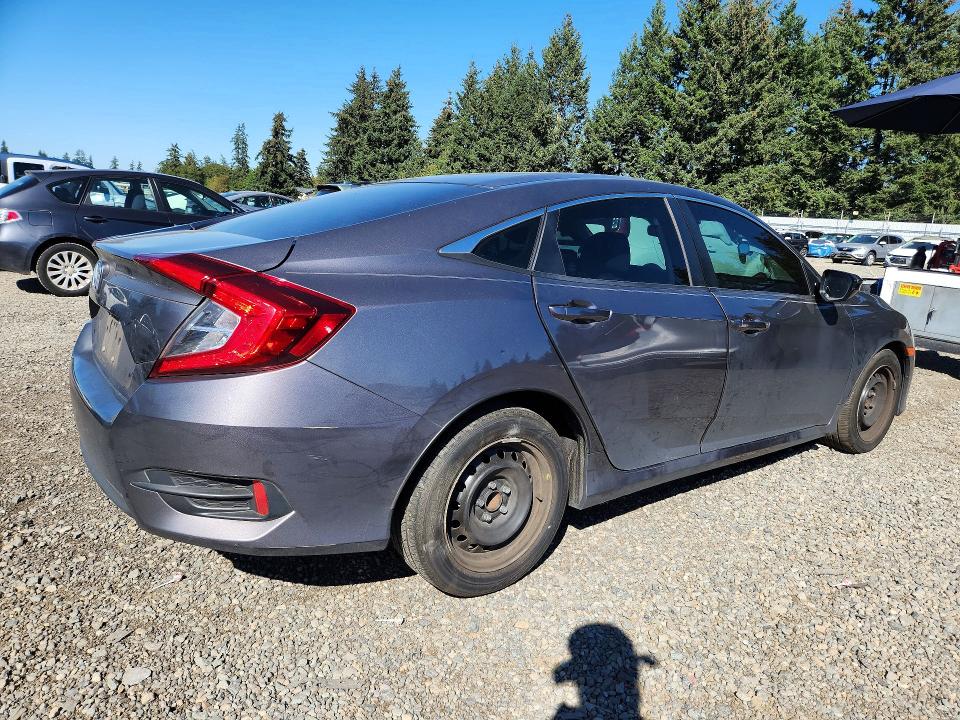 Photo 3 from auction – 2018 HONDA CIVIC with VIN 2HGFC2F60JH586870
