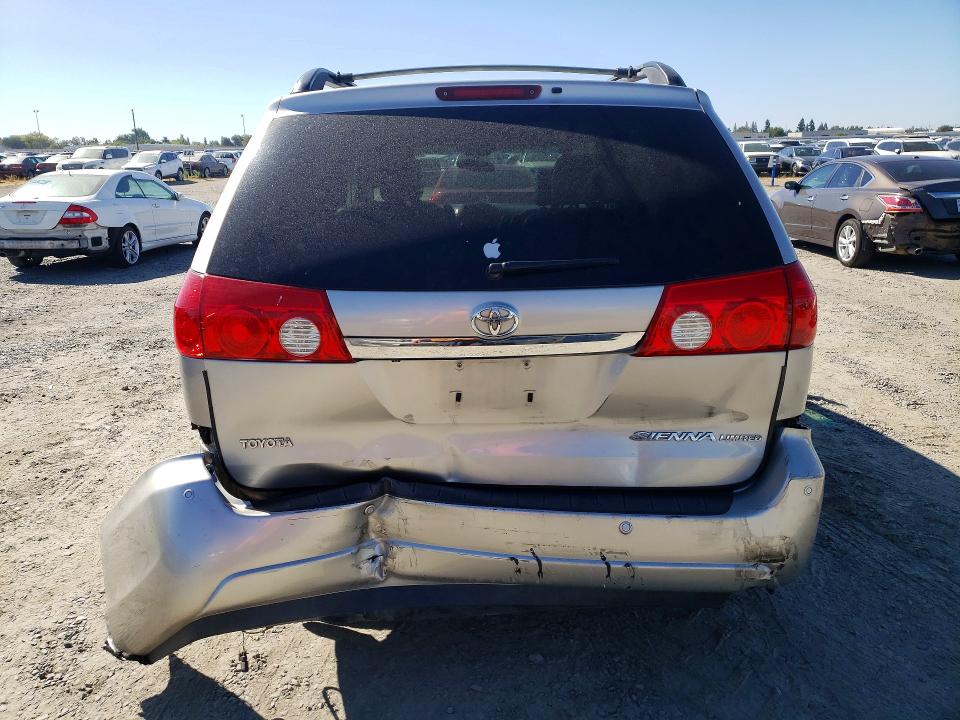 Photo 6 from auction – 2006 TOYOTA SIENNA with VIN 5TDZA22C26S436653