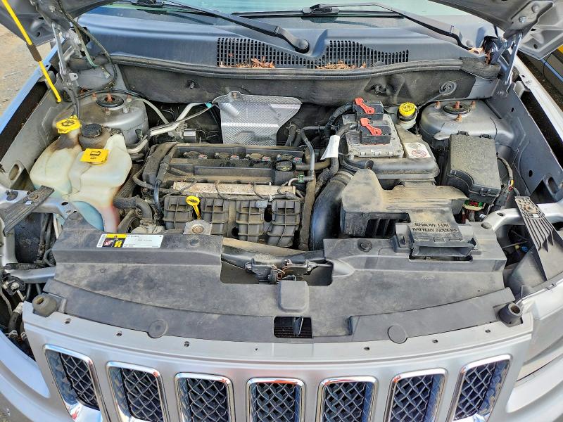 Снимка 12 от търг – 2017 JEEP COMPASS с VIN 1C4NJCBA1HD146387