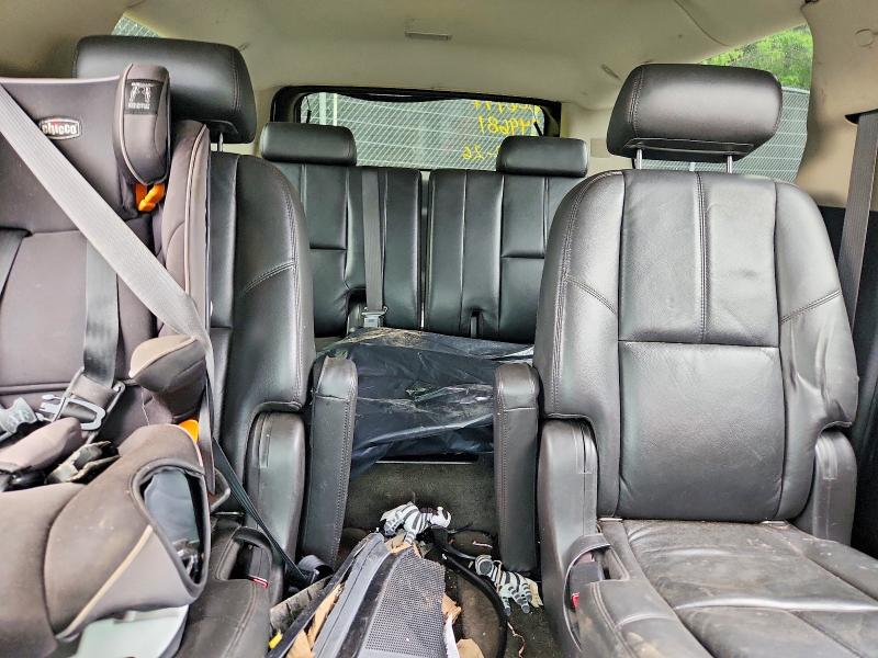 Photo 10 from auction – 2008 CHEVROLET SUBURBAN with VIN 1GNFK16378R249681