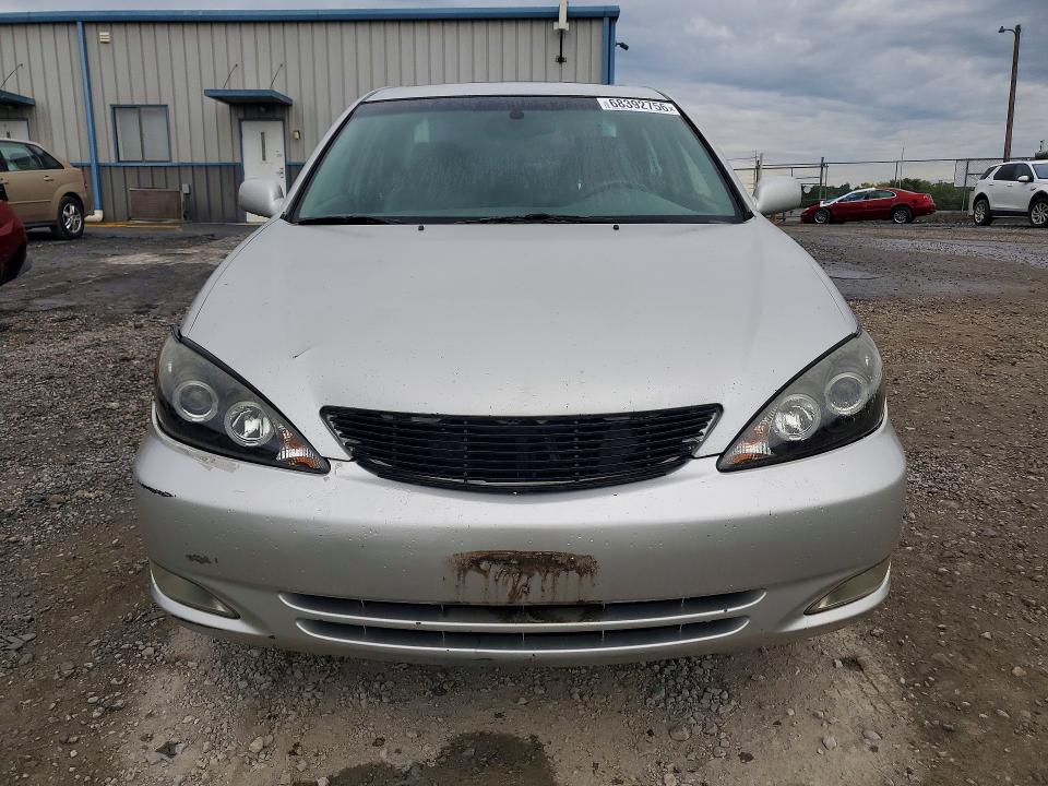 Photo 5 from auction – 2004 TOYOTA CAMRY with VIN 4T1BE30KX4U275365