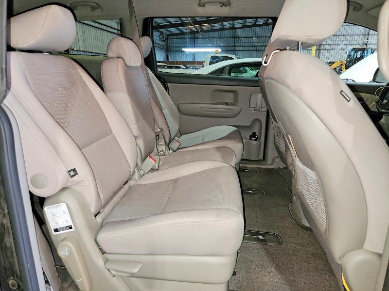 Photo 11 from auction – 2017 KIA SEDONA with VIN KNDMB5C12H6233867