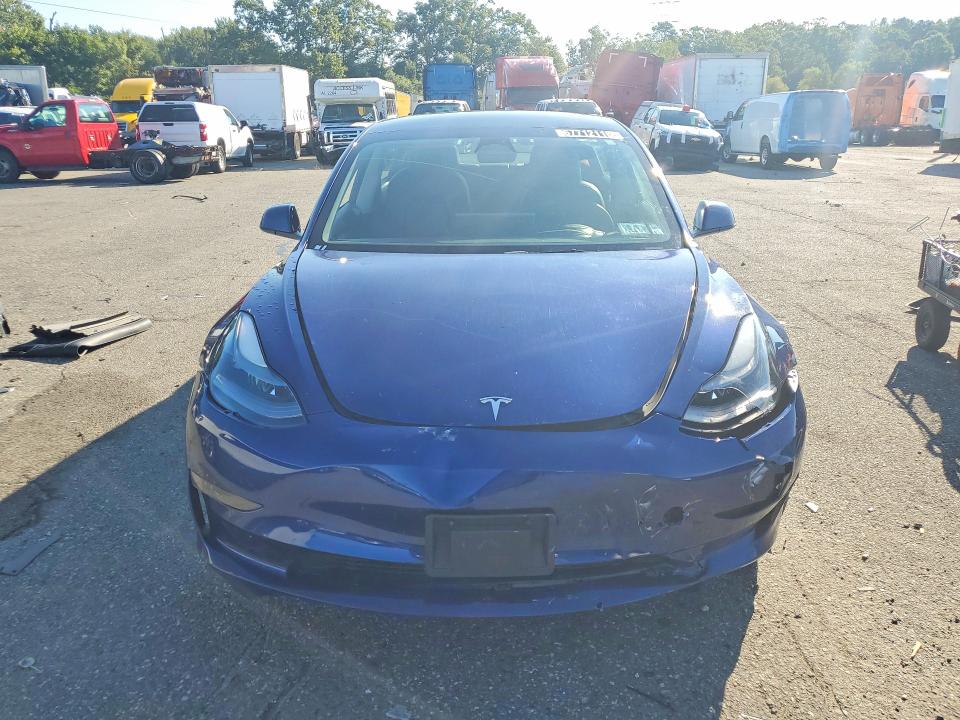 Photo 5 from auction – 2022 TESLA MODEL 3 with VIN 5YJ3E1EA2NF369831