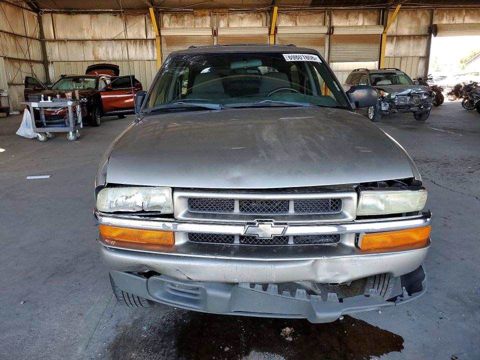 Фото 5 с аукциона – 2003 CHEVROLET BLAZER с VIN 1GNCS18X03K174648