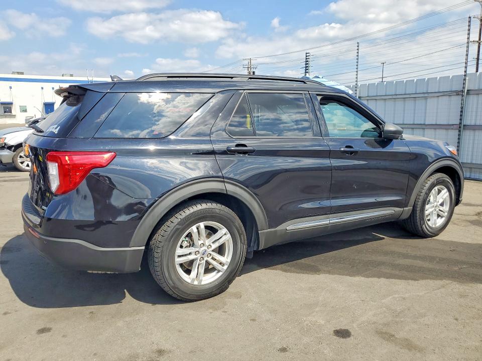 Photo 3 from auction – 2020 FORD EXPLORER with VIN 1FMSK7DH5LGC81876