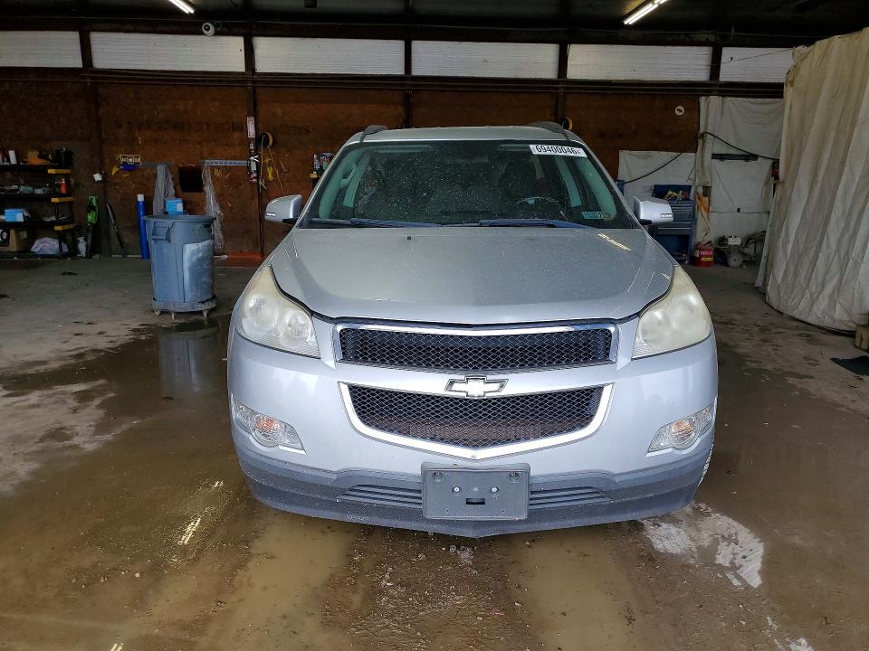 Photo 5 from auction – 2010 CHEVROLET TRAVERSE with VIN 1GNLVFED2AS128993