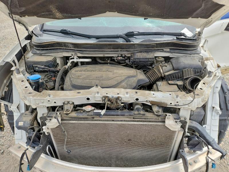 Photo 12 from auction – 2018 HONDA PILOT with VIN 5FNYF5H99JB017691