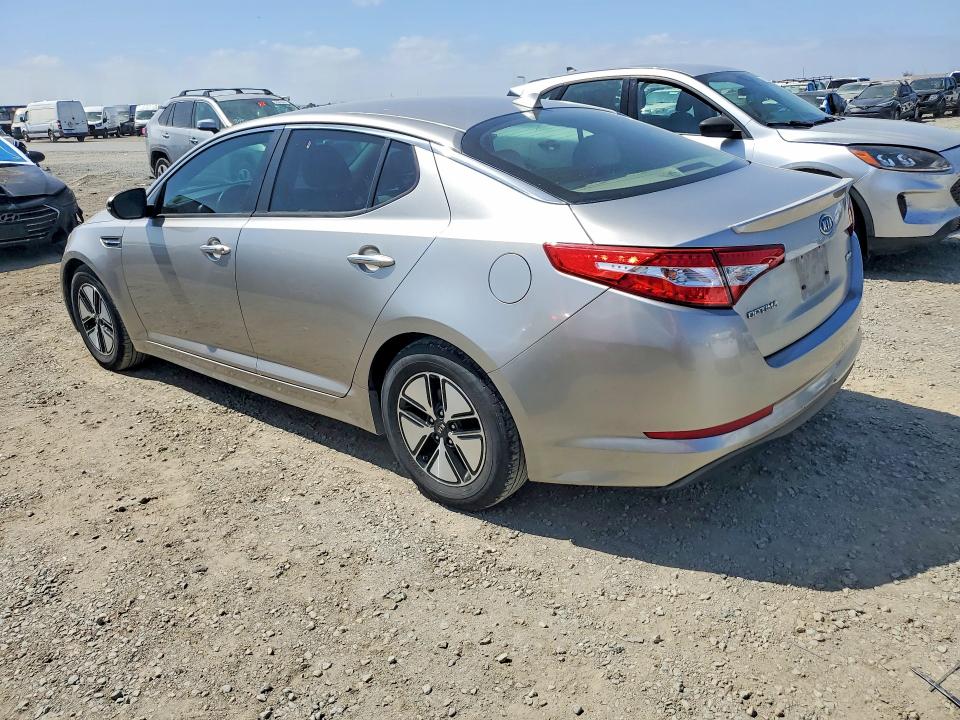 Photo 2 from auction – 2011 KIA OPTIMA HYBRID with VIN KNAGM4AD0B5008758