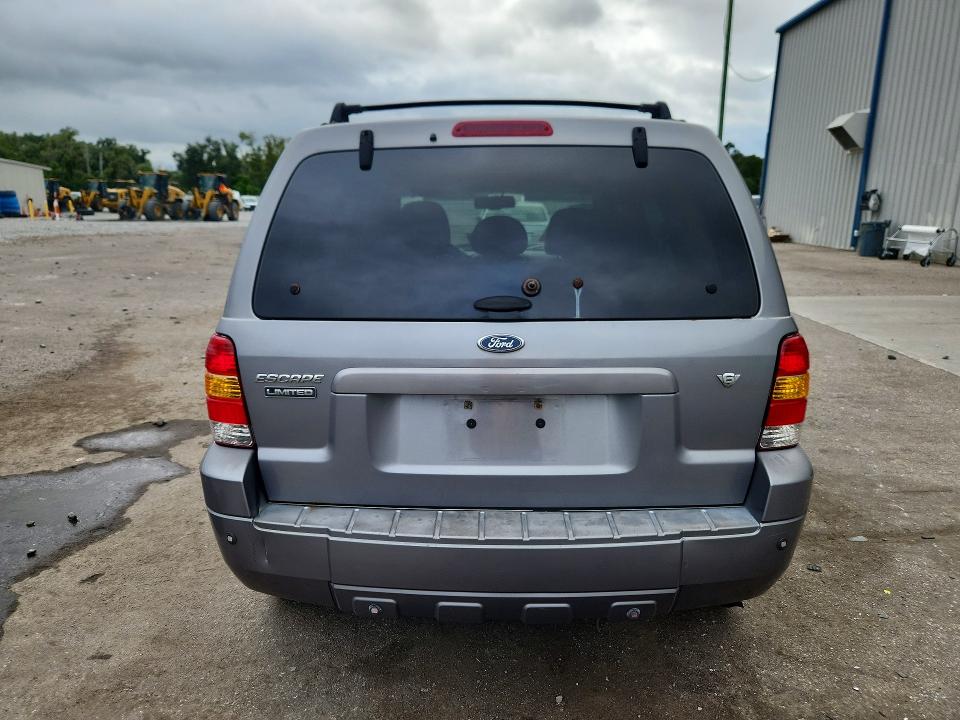 Photo 6 from auction – 2007 FORD ESCAPE with VIN 1FMYU04147KB38256