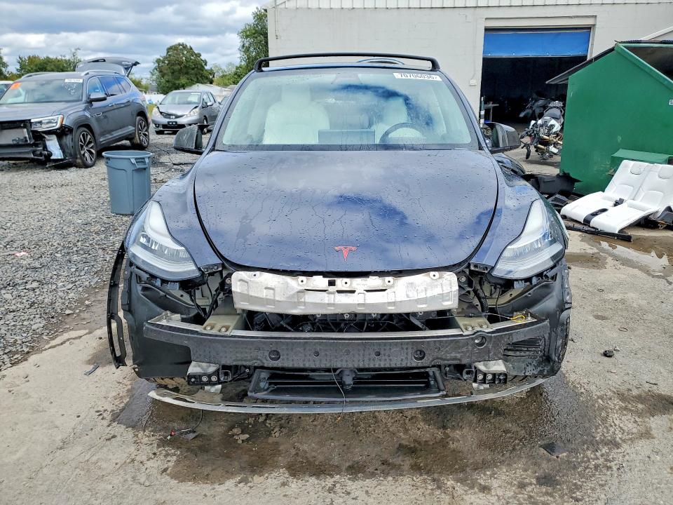Фото 5 с аукциона – 2022 TESLA MODEL Y с VIN 7SAYGAEE2NF419231