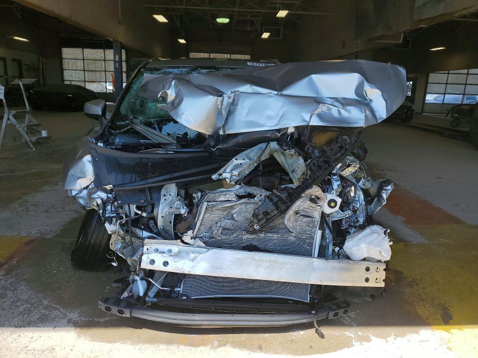 Фото 5 с аукциона – 2025 TOYOTA GRAND HIGHLANDER с VIN 5TDAAAB59SS082861