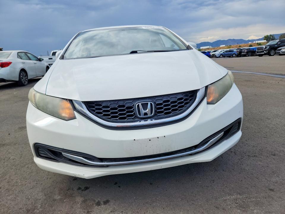Снимка 5 от търг – 2015 HONDA CIVIC с VIN 19XFB2F51FE262340
