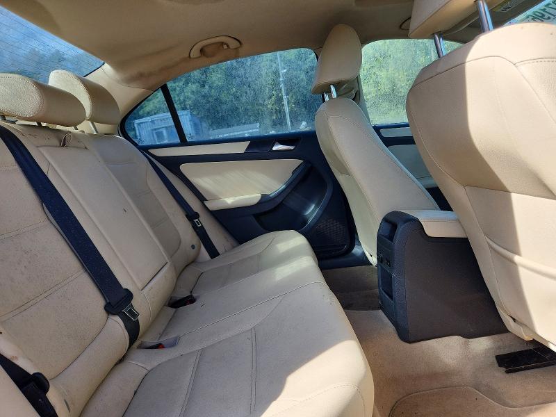 Photo 10 from auction – 2012 VOLKSWAGEN JETTA with VIN 3VWDP7AJ3CM396923