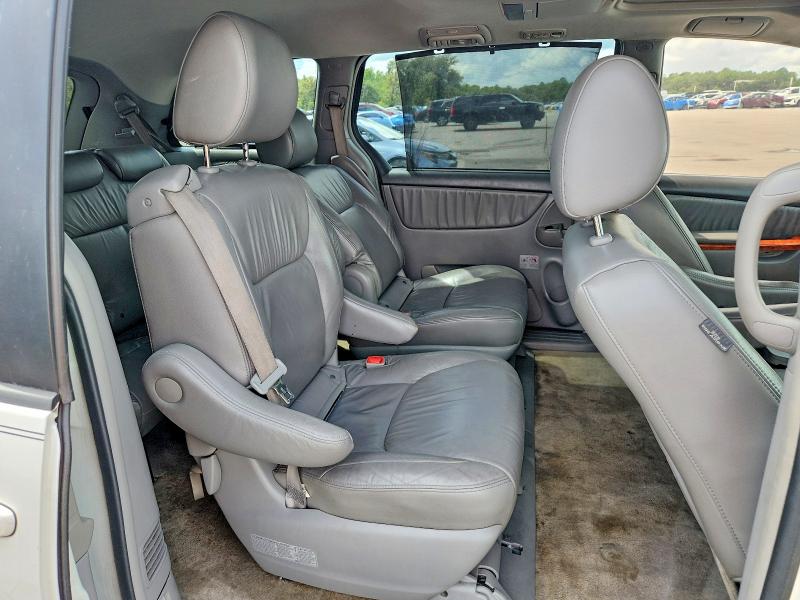 Photo 11 from auction – 2010 TOYOTA SIENNA with VIN 5TDYK4CC3AS314704