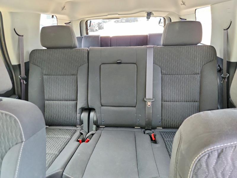 Photo 10 from auction – 2017 CHEVROLET TAHOE with VIN 1GNSCAKC7HR401802