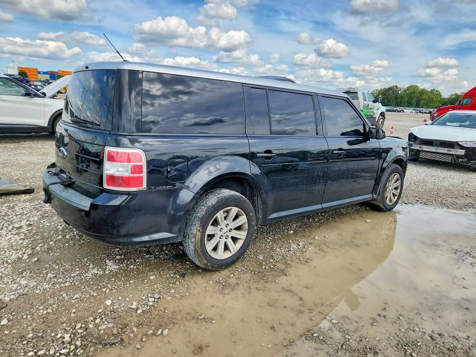 Photo 3 from auction – 2010 FORD FLEX with VIN 2FMGK5BC5ABA91842