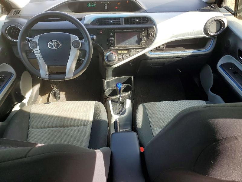 Photo 8 from auction – 2012 TOYOTA PRIUS C with VIN JTDKDTB37C1022937