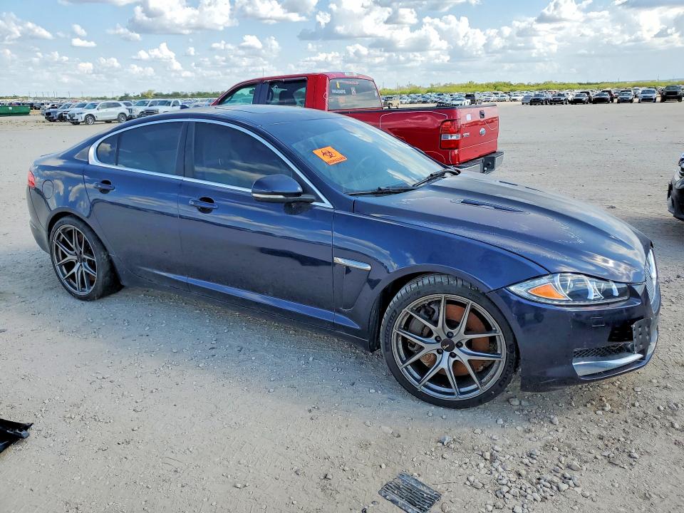 Photo 4 from auction – 2015 JAGUAR XF with VIN SAJWA0HP1FMU82151