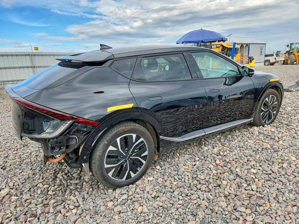 Photo 3 from auction – 2022 KIA EV6 with VIN KNDC3DLC1N5033178