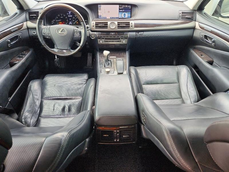 Zdjęcie 8 z aukcji – 2014 LEXUS LS 460 z VIN JTHCL5EF5E5022213