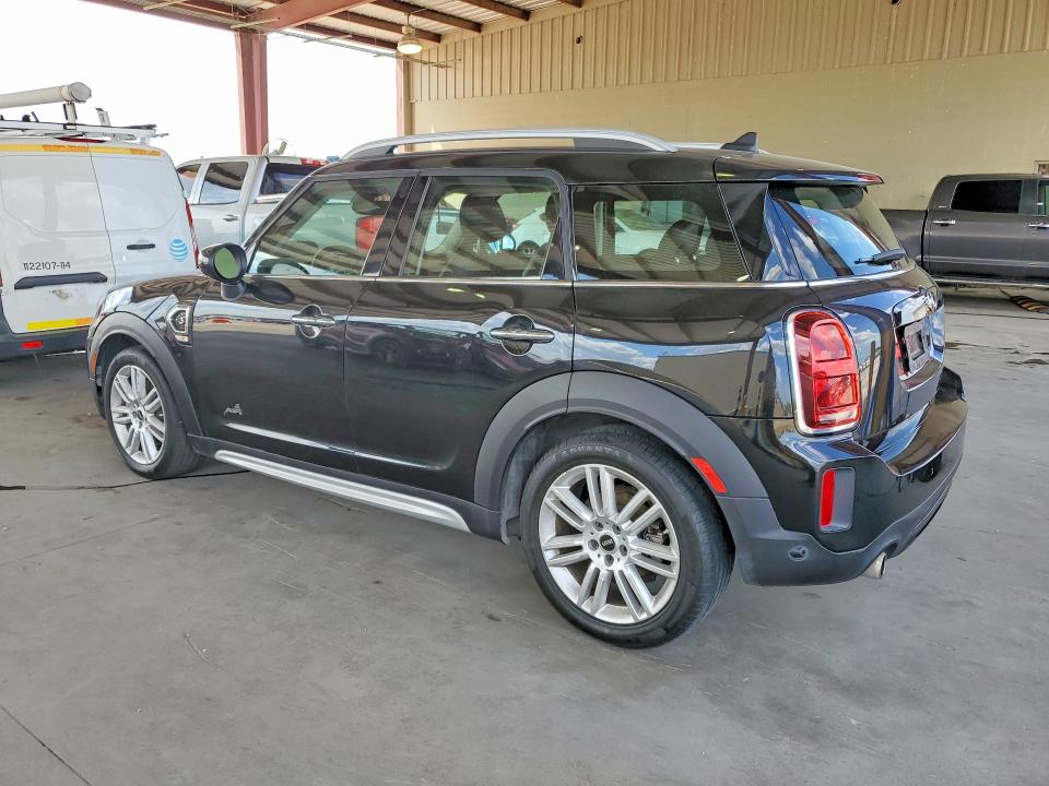 Photo 2 from auction – 2024 MINI COOPER with VIN WMZ83BR00R3S03992