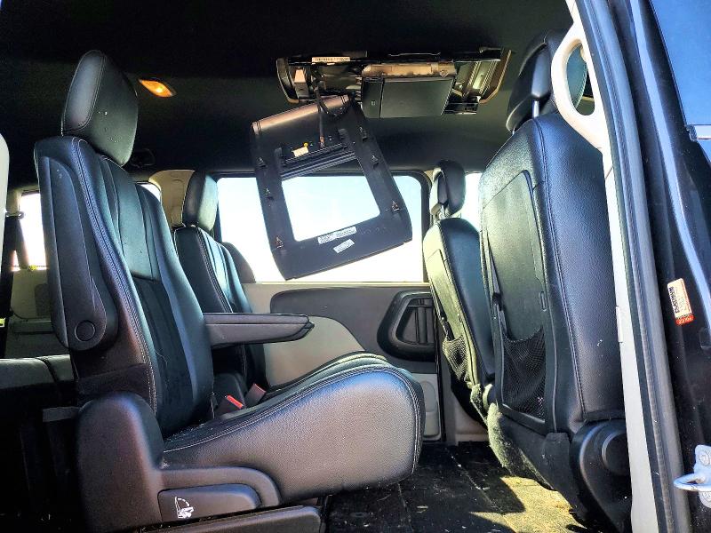 Photo 11 from auction – 2017 DODGE GRAND CARAVAN with VIN 2C4RDGBG3HR781225