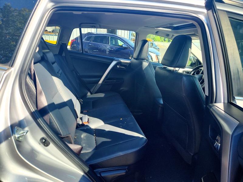Photo 10 from auction – 2017 TOYOTA RAV4 HV with VIN JTMDJREV4HD083265