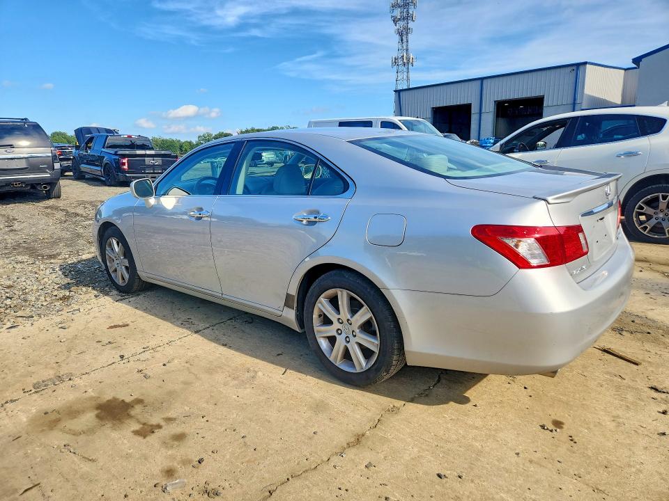 Photo 2 from auction – 2007 LEXUS ES with VIN JTHBJ46G772148676