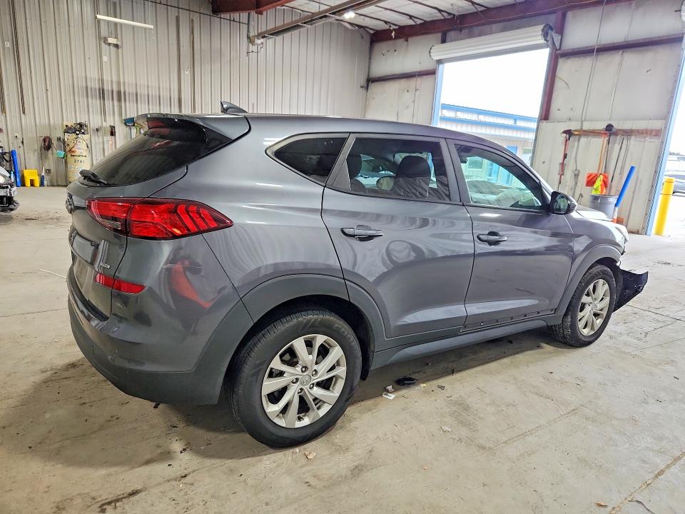 Снимка 3 от търг – 2019 HYUNDAI TUCSON с VIN KM8J2CA45KU941064