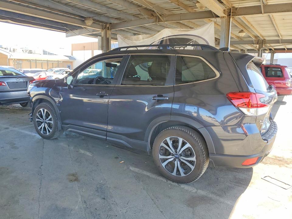 Foto 2 de la subasta – 2019 SUBARU FORESTER con VIN JF2SKAUC1KH483887
