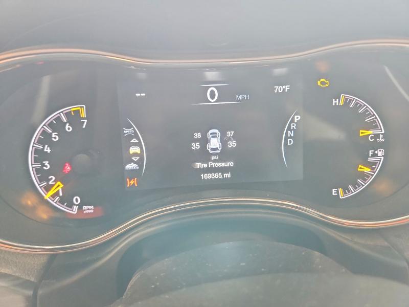 Снимка 9 от търг – 2019 JEEP GRAND CHEROKEE с VIN 1C4RJFBG4KC815806