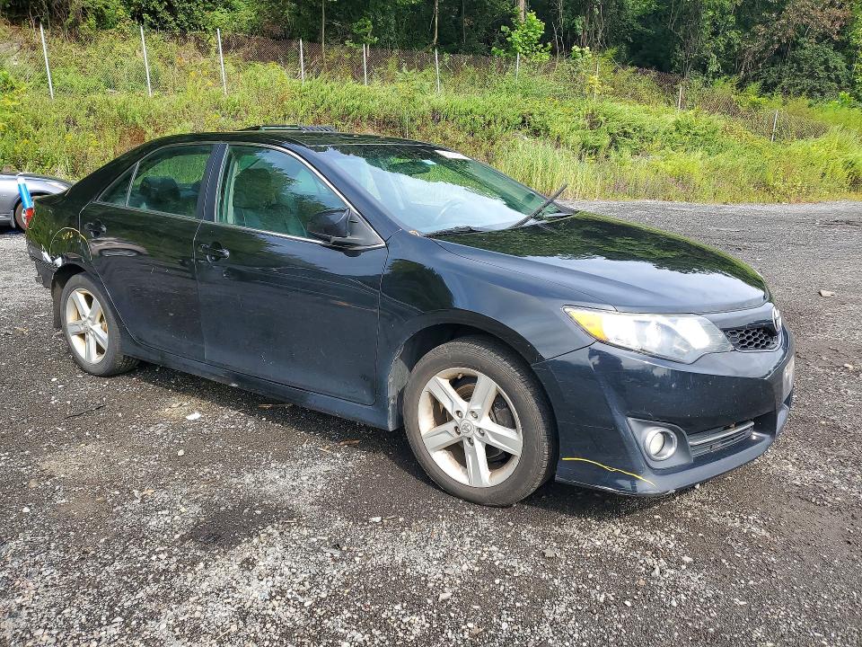 Photo 4 from auction – 2014 TOYOTA CAMRY with VIN 4T1BF1FK7EU802854