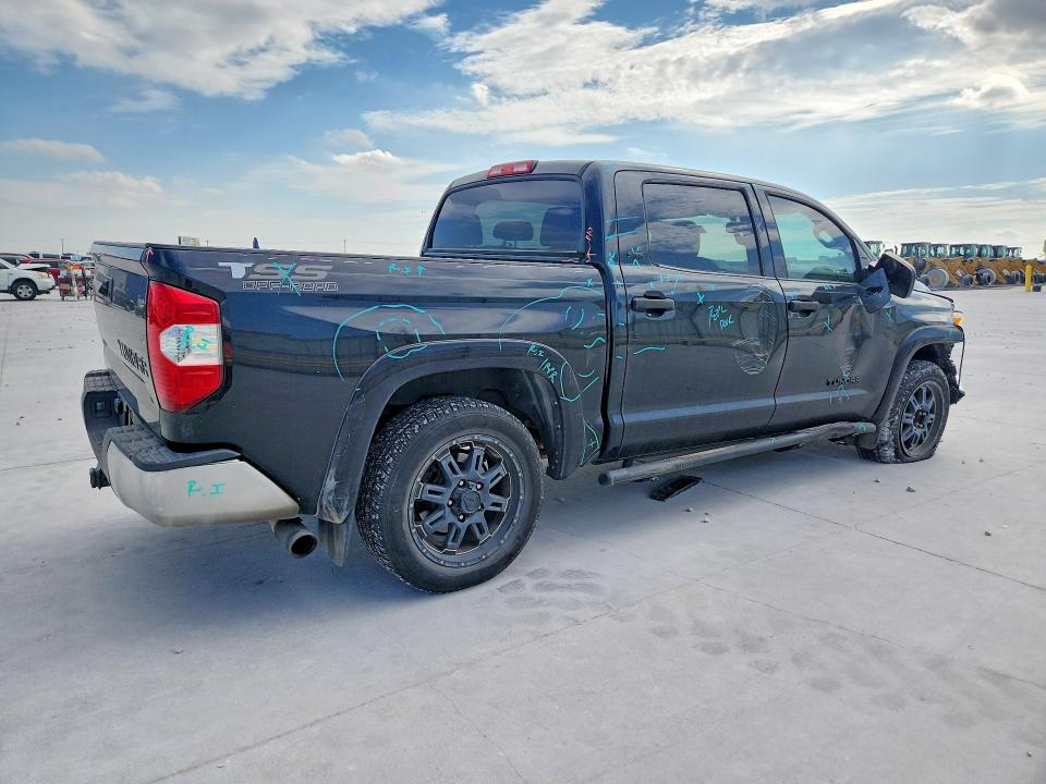 Photo 3 from auction – 2017 TOYOTA TUNDRA with VIN 5TFEM5F1XHX113545