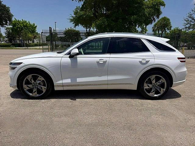 Photo 12 from auction – 2025 GENESIS ELECTRIFIED GV70 with VIN 5NMMCET15SH005210